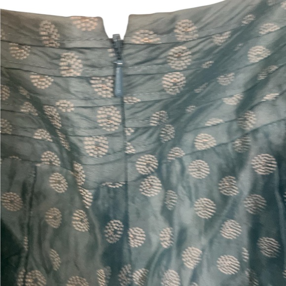 A David Brooks blue and white skirt in size 12 - Picture 8 of 8